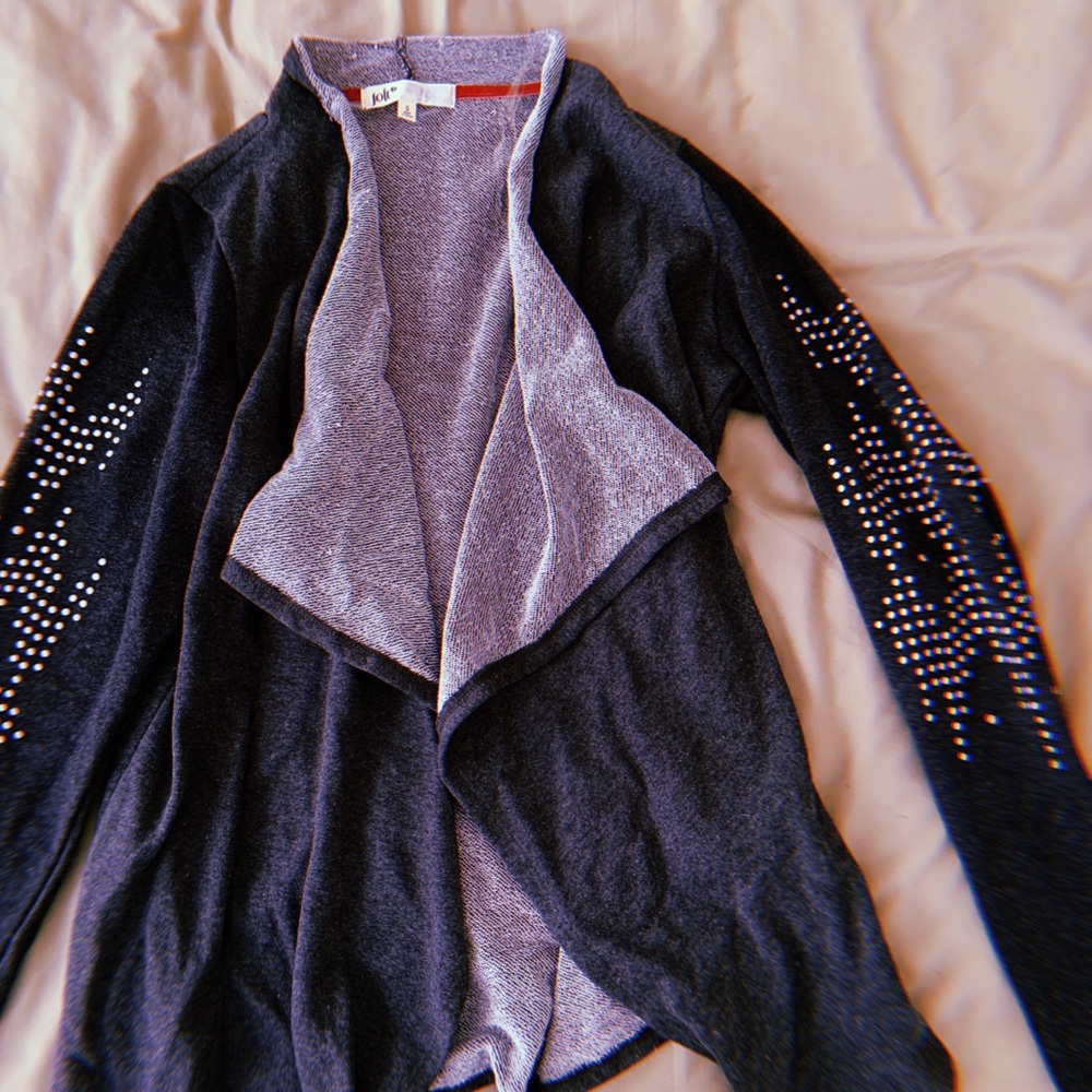 gray/charcoal cardigan with accent sleeves